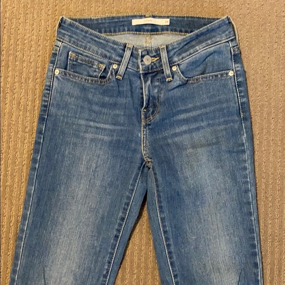 EUC! Levi’s 712 Slim Mid Rise Light Wash - Picture 8 of 8